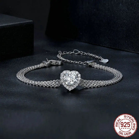 "Elegant 4mm Sterling Silver Mesh Bracelet with Heart Charm – White Gold & Moissanite Accent".